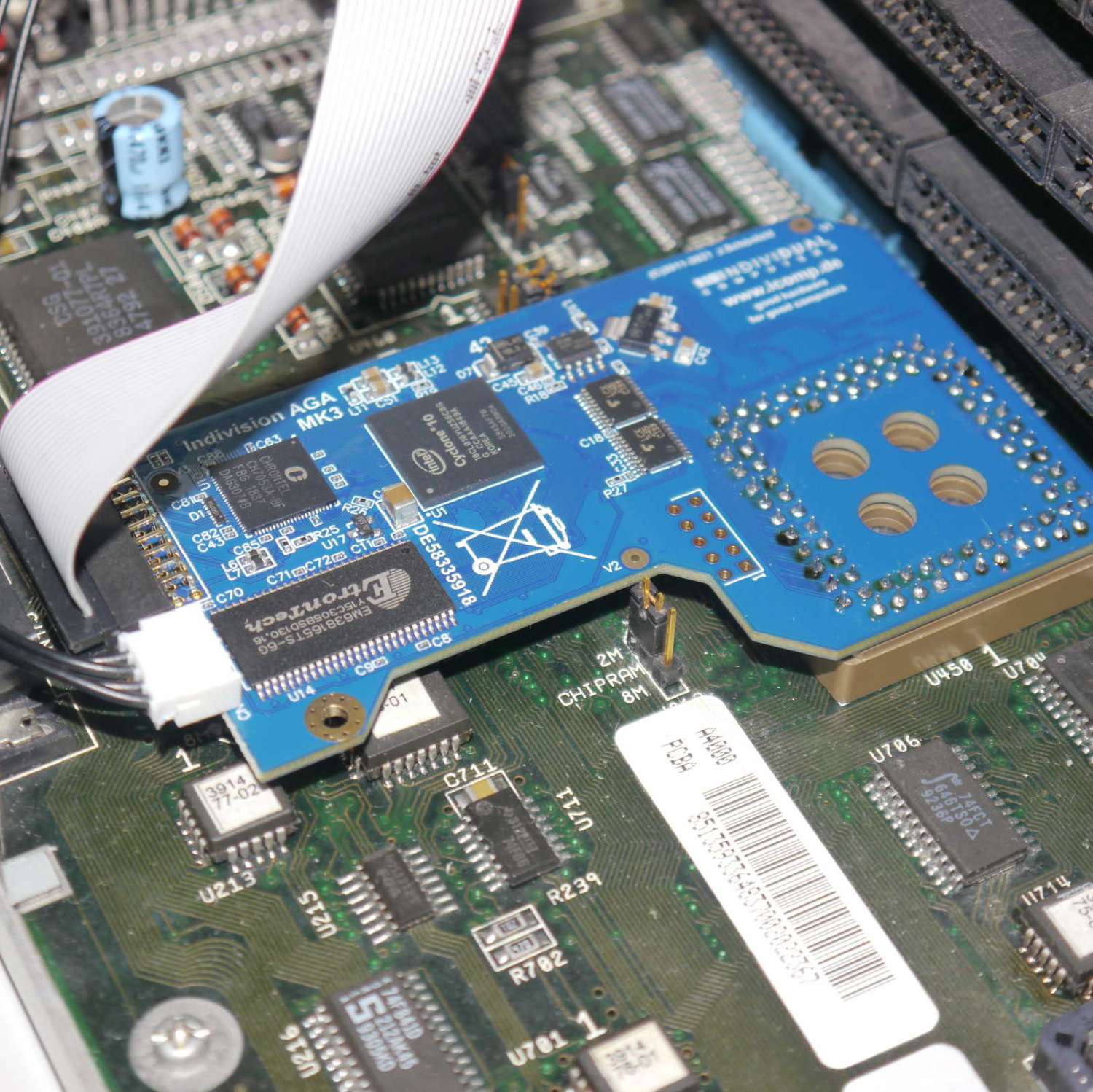 Indivision AGA MK3 in A4000D eingebaut