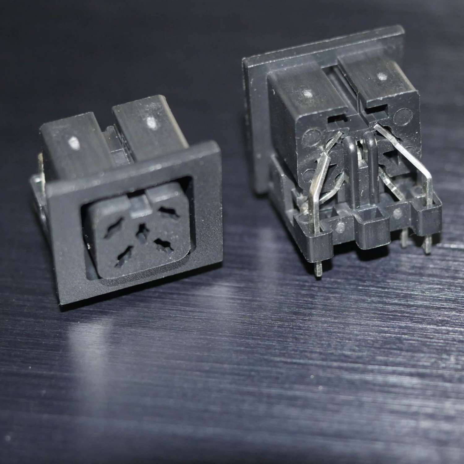 A500/ A600/ A1200 power connector